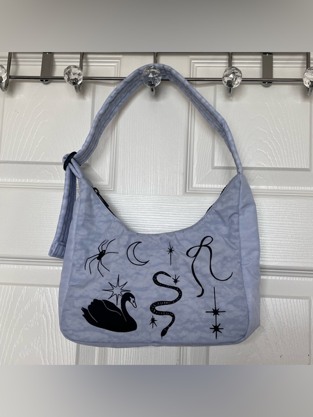 baggu shoulder bag with embroidered ballet design - Picture 5 of 6